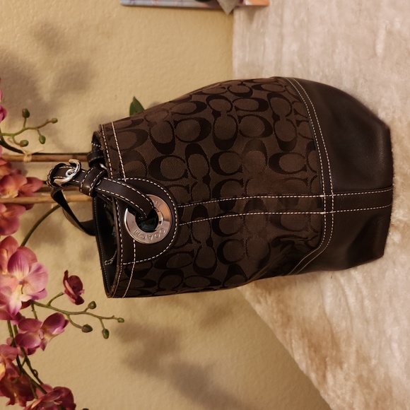 ♡ Coach ♡ Brown - Picture 5 of 13